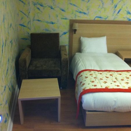 Hatay Hotel Istanbul Exterior photo