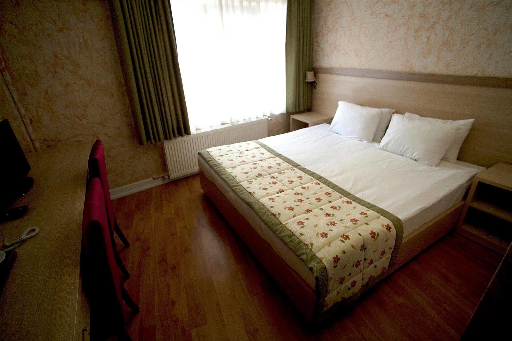 Hatay Hotel Istanbul Exterior photo